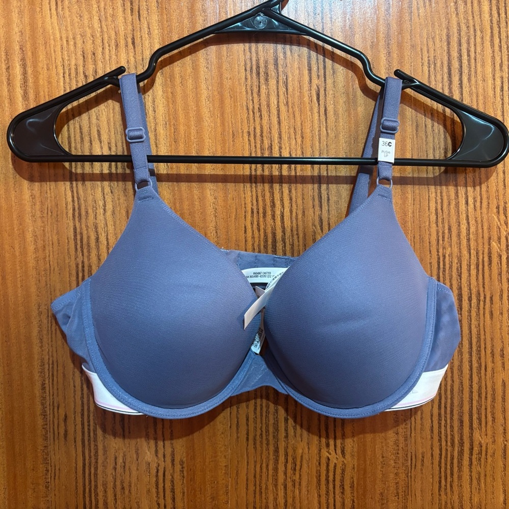 PINK Victoria's Secret push up bra size 36C NWT